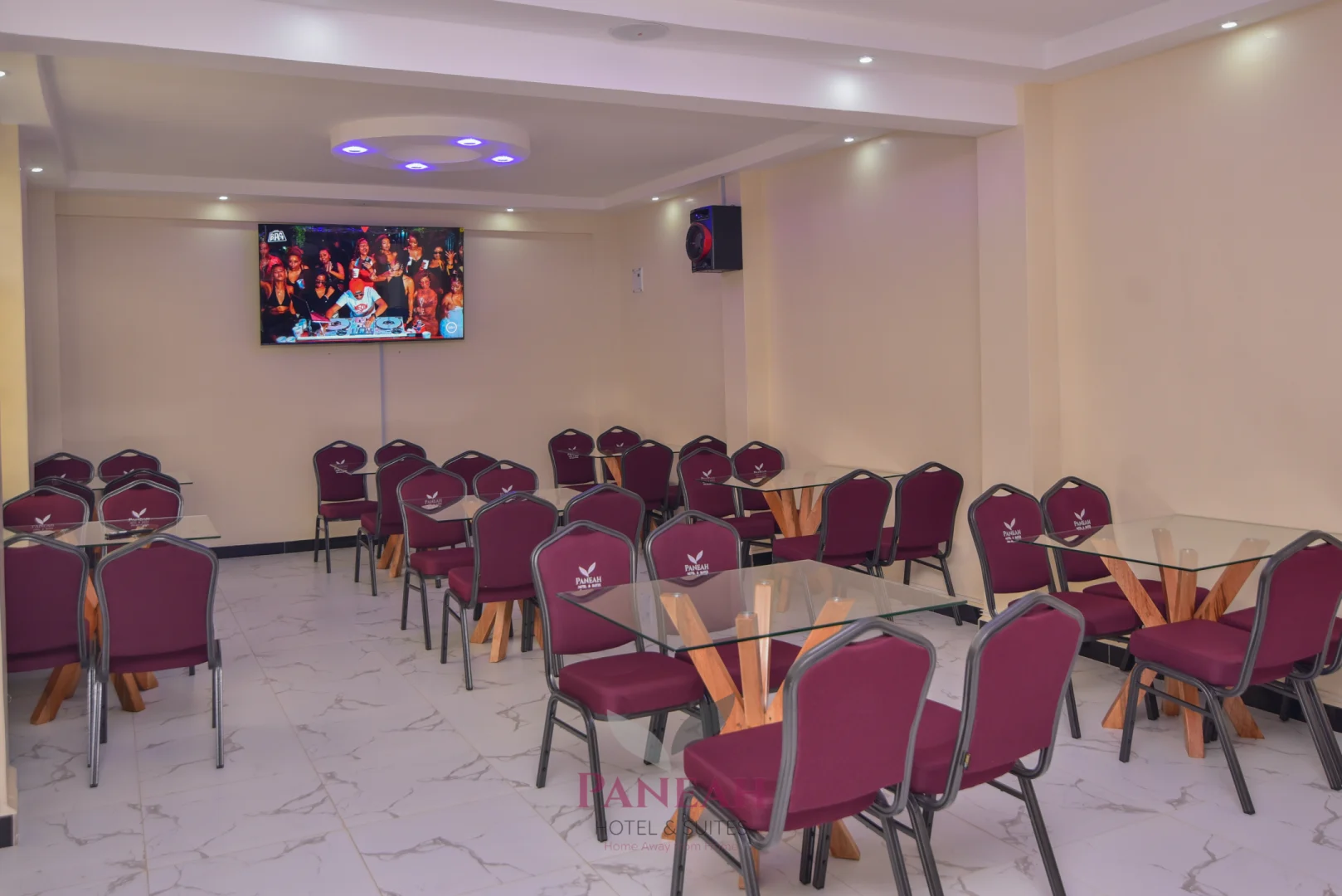 Dining experience at Mac's Restaurant