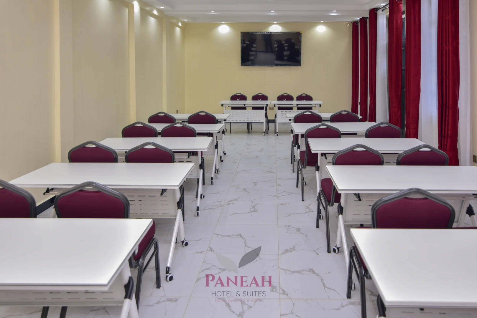 Meeting room at Paneah Hotel & Suites